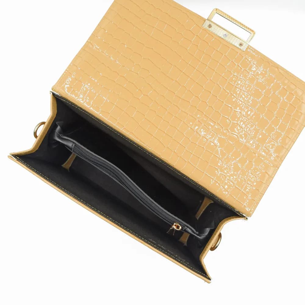 Leather Crossbody Bag - Skin Beige, view 5