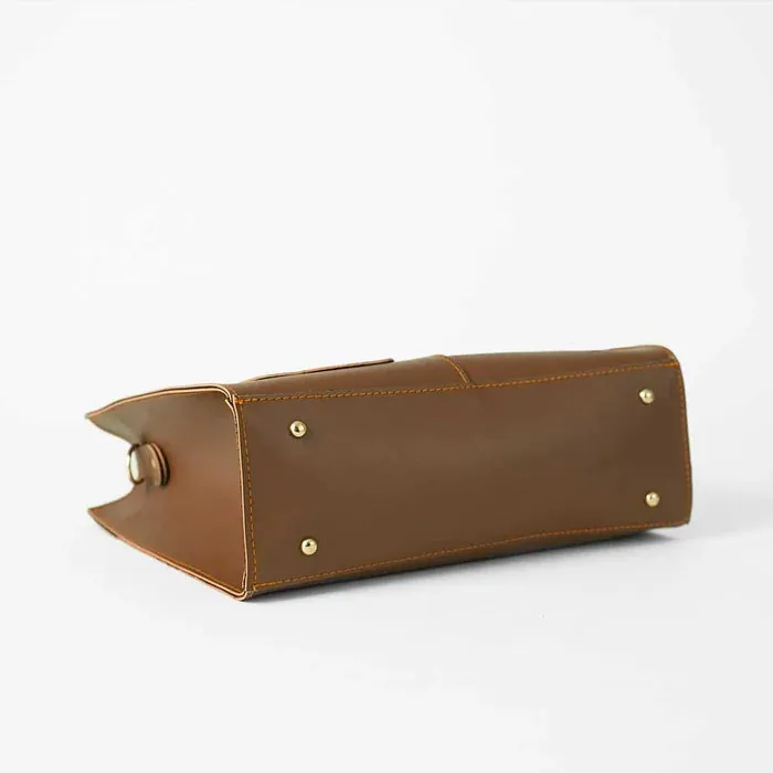 Modern Pocket Tote Brown, view 5