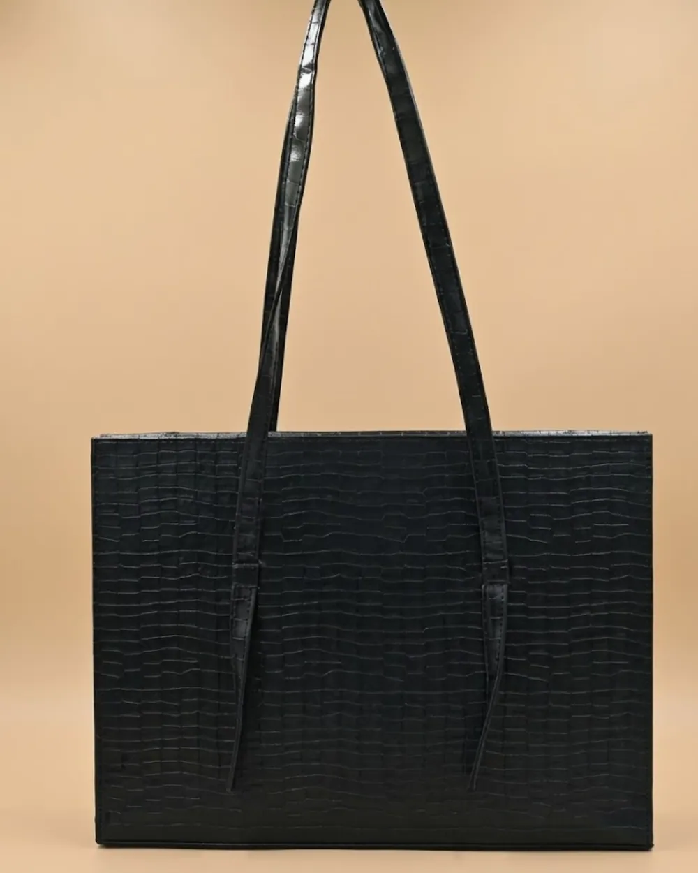 Trendiq Large Capacity Handbag - Black, view 1